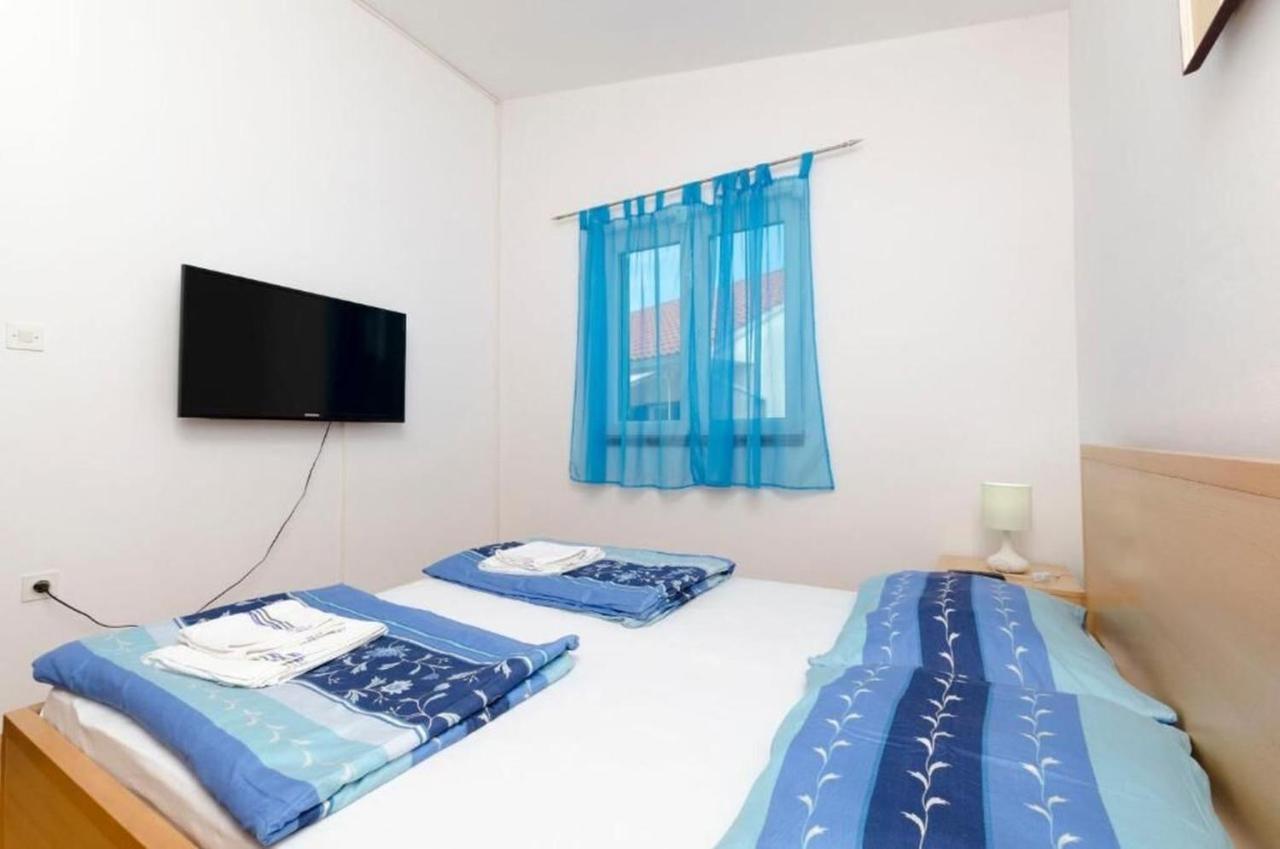 Apartment Brnabic Rogoznica  Extérieur photo